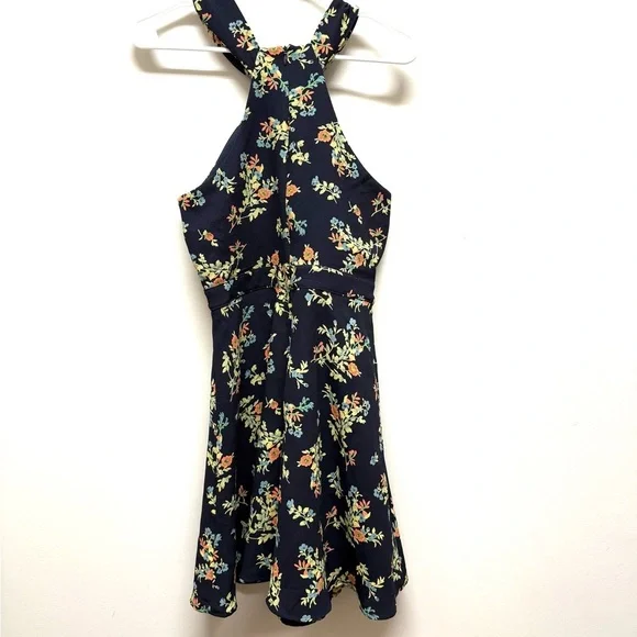 2/$30 - 19 Cooper - Navy Floral Halter Mini Dress Size Medium - Picture 7 of 7